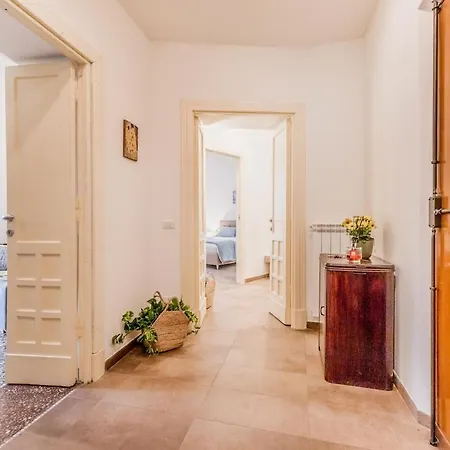 Wonderful Garden At Colosseo Apartment *